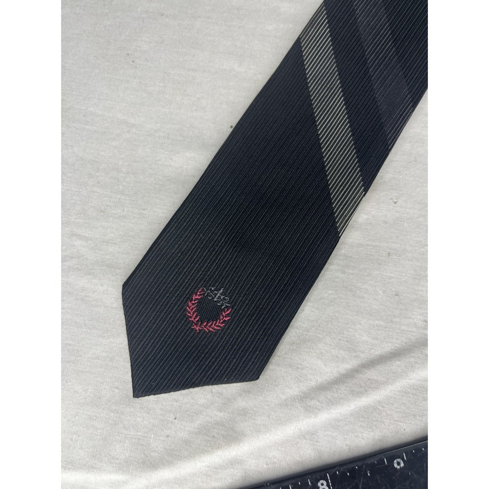 Vintage National Tie Black With Gray Stripes Acetone/Rayon Thin